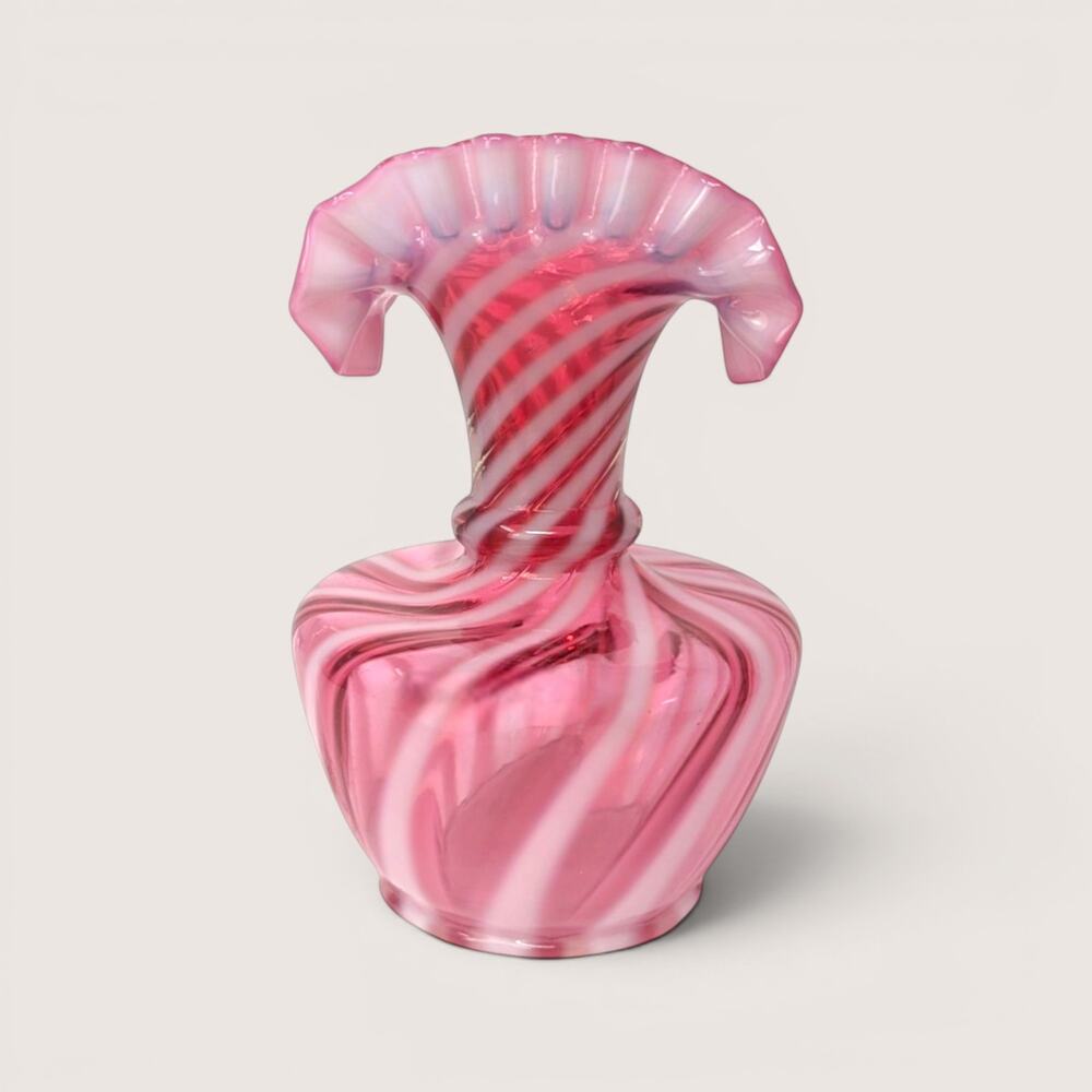 1940s Fenton Glass Pink Opalescent Spiral Swirl Double Crimped Fluted Fan Vase